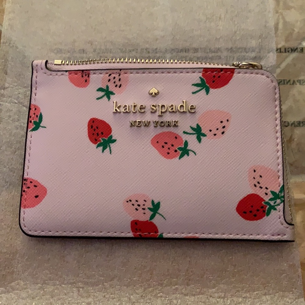 Staci Wild Strawberries Medium LZip Cardholder. - Picture 3 of 7